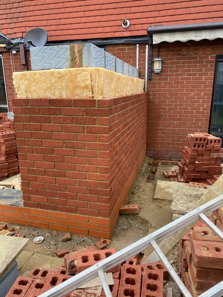 10m Wide Single-Storey Extension – Brickwork & Insulation in Barnet EN4 — photo 4
