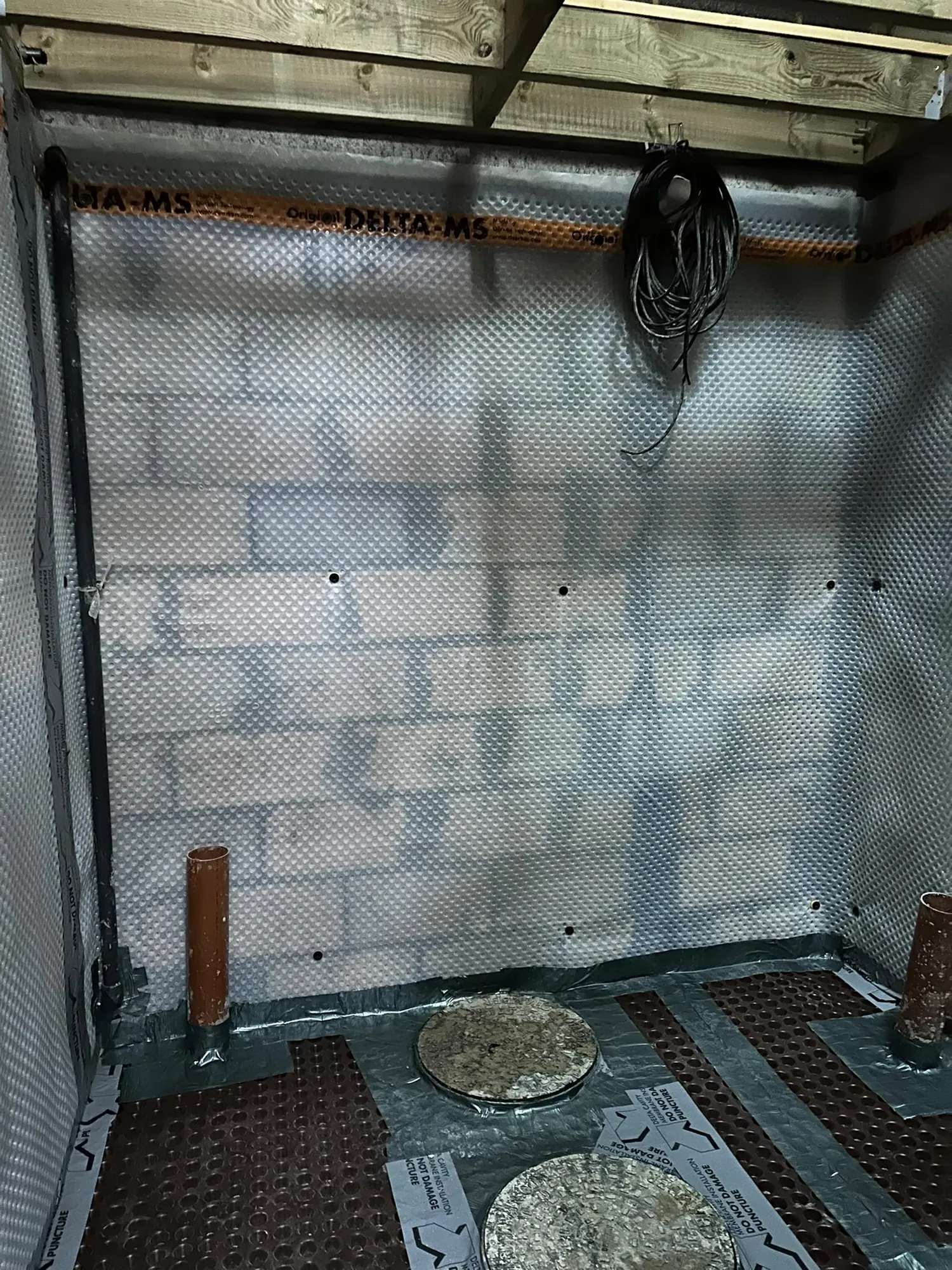 Basement — Drain Membrane & Waterproofing. in Stamford hill N16 — photo 4