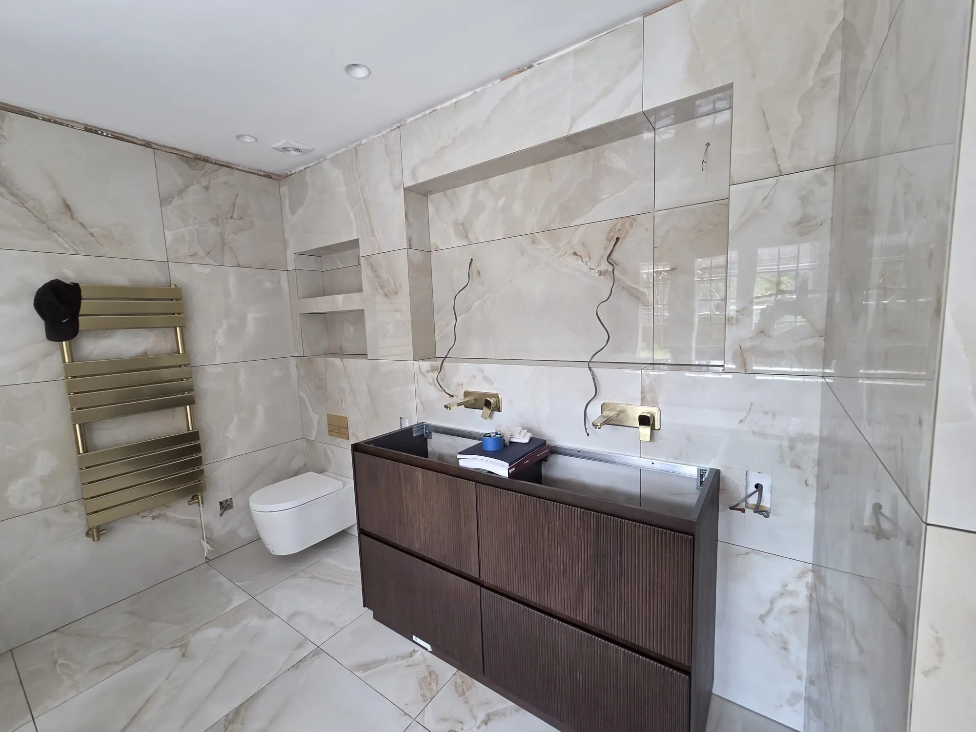 Bathroom Installation & Full Tiling in Finchley N2 — photo 2