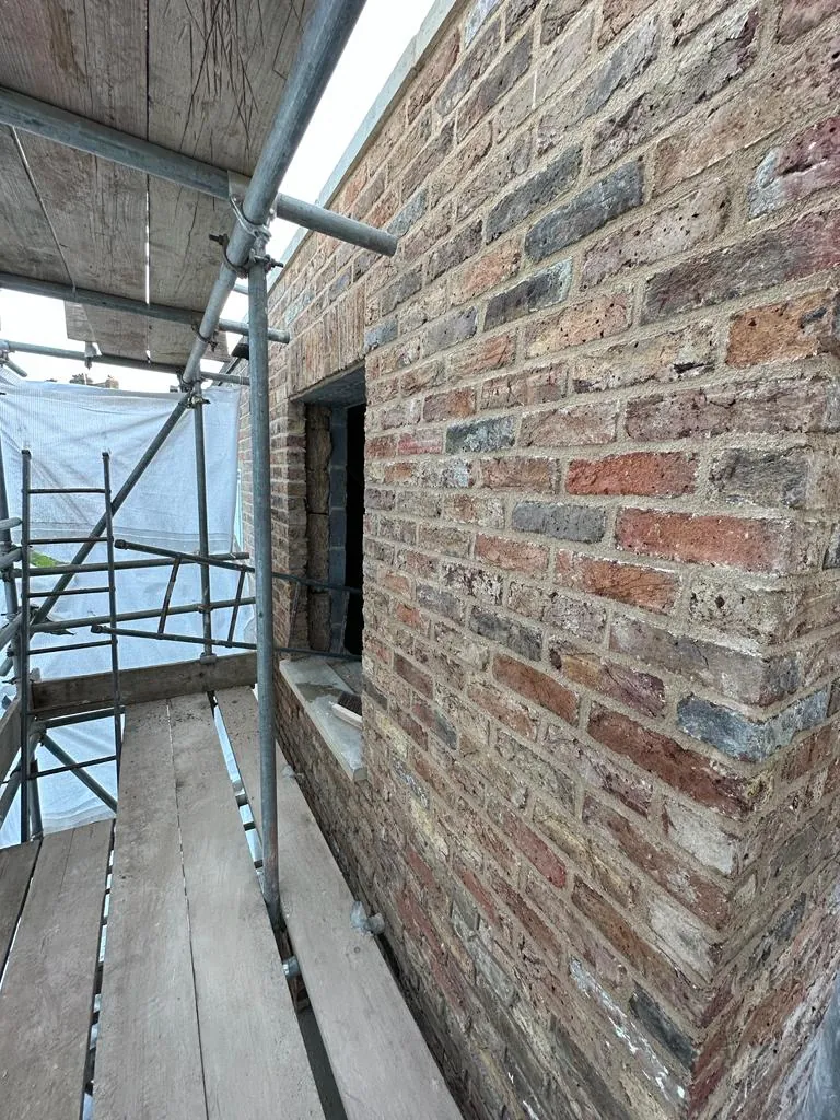Brickwork & Masonry — Pointing. in London — photo 3