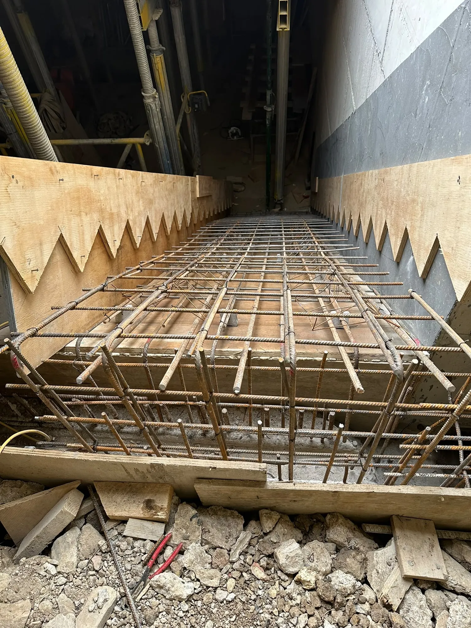 Concrete Staircase & Timber Formwork in Barnet EN4 — photo 8