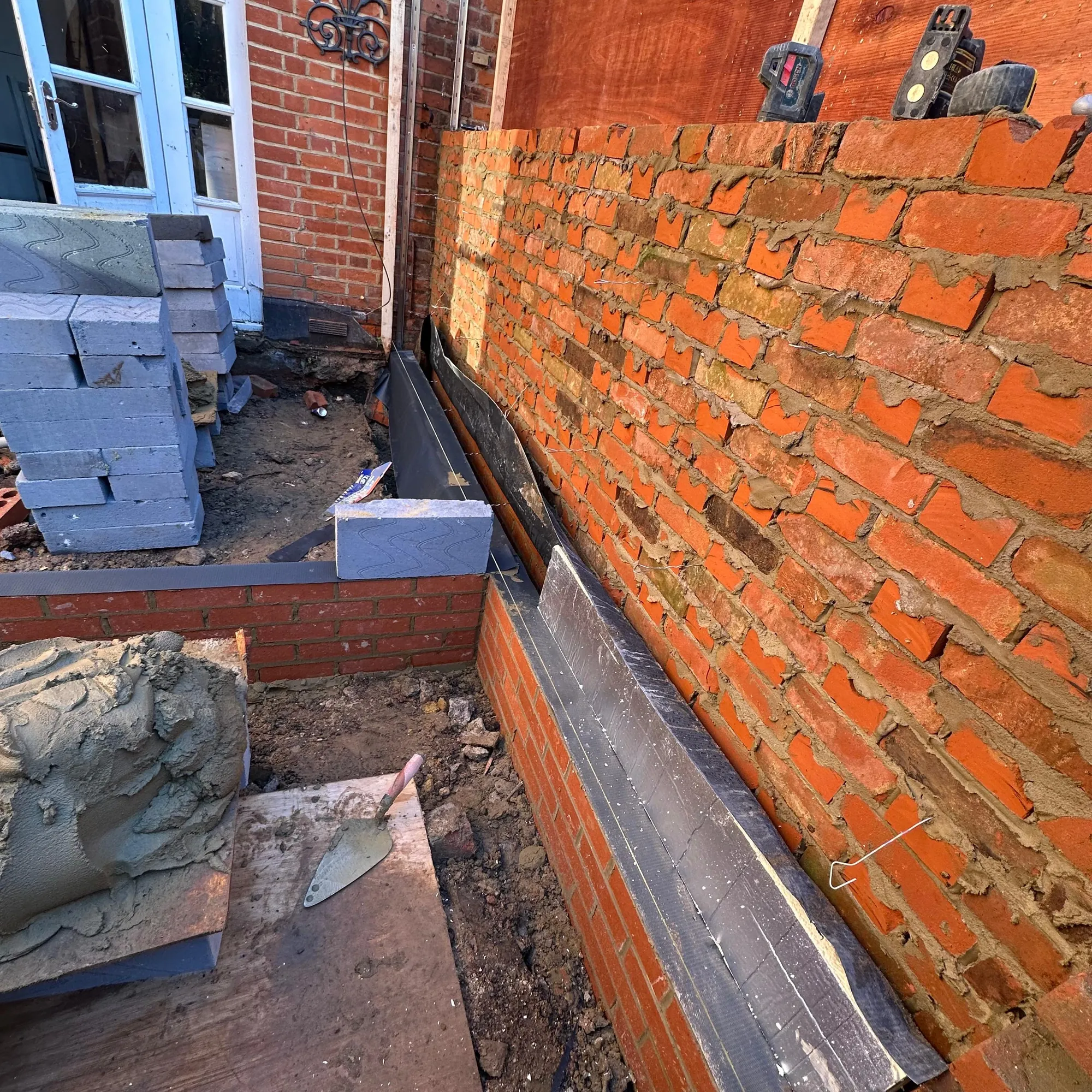 Curved Brick Extension & Structural Timber Work in Crouch end N8 — photo 3