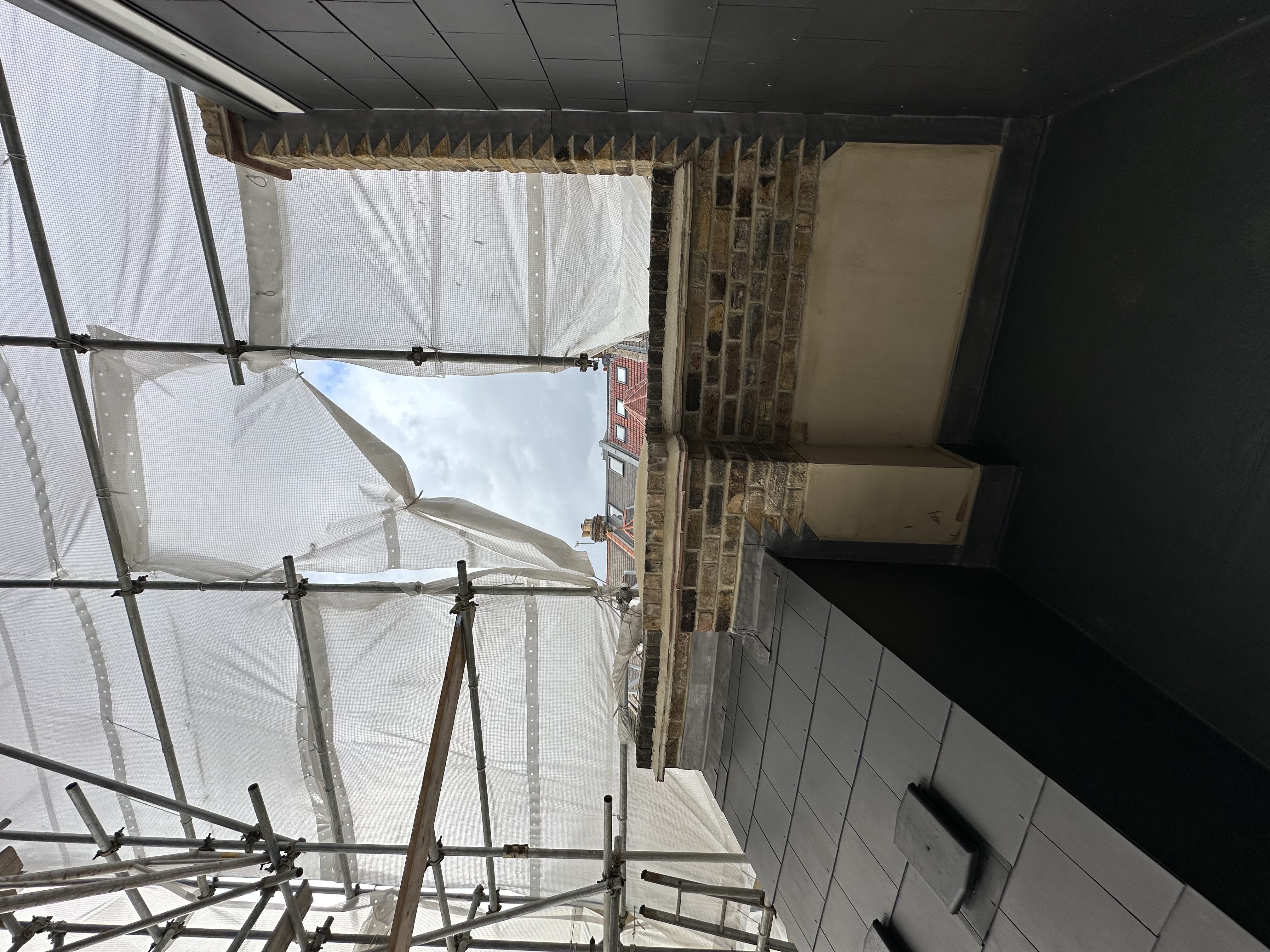Double Loft Terrace with Extension Below — photo 4