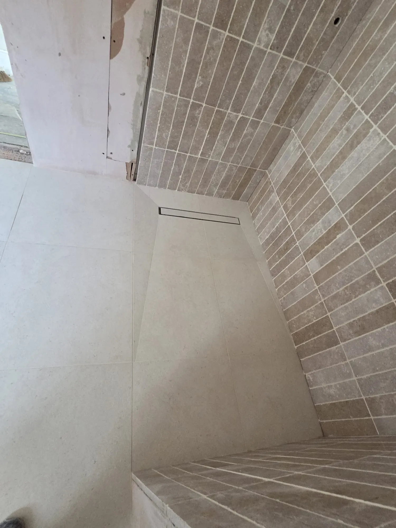 Double Loft Terrace with Extension Below — photo 14