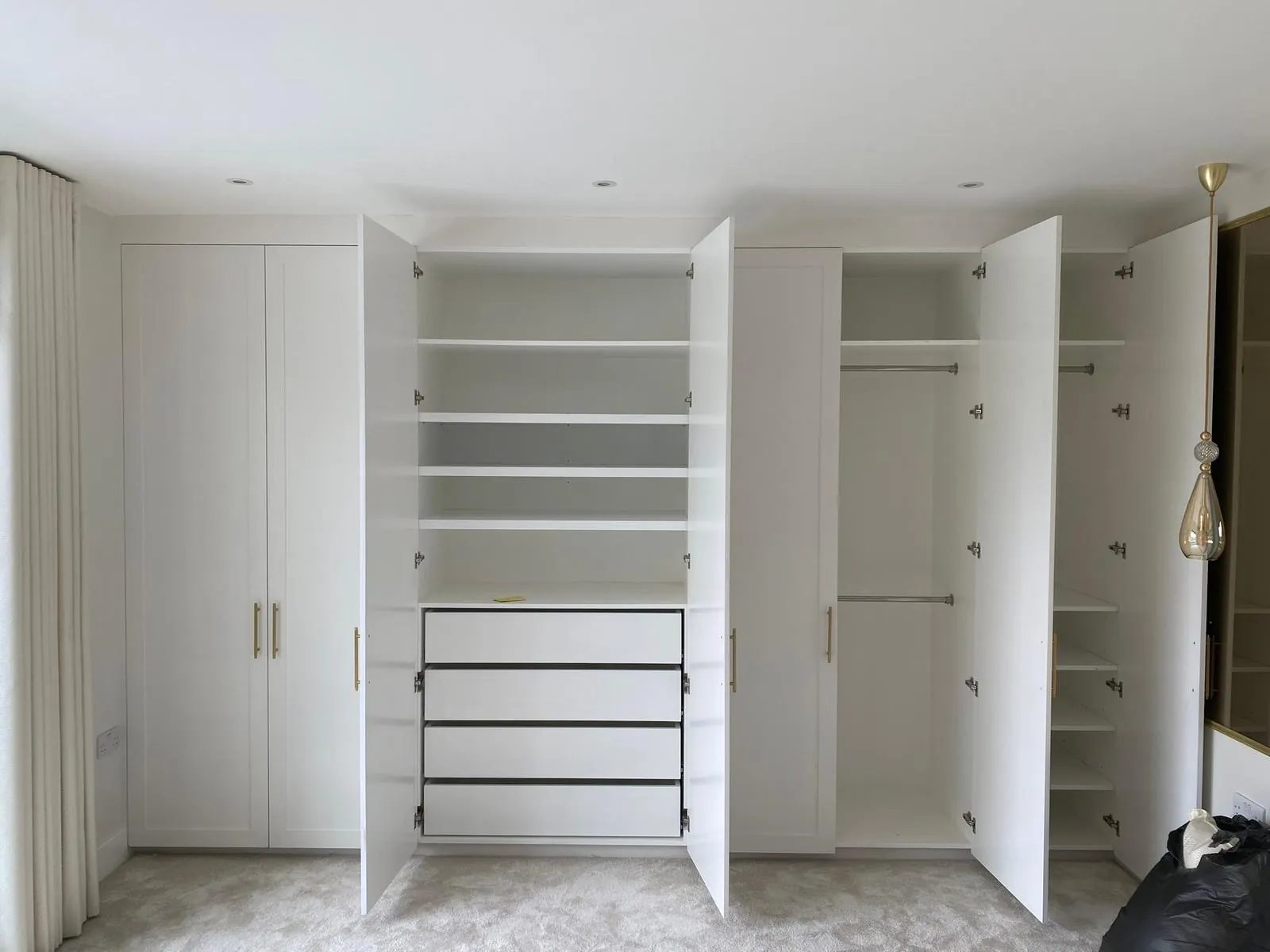 Fitted Wardrobes in London — photo 2