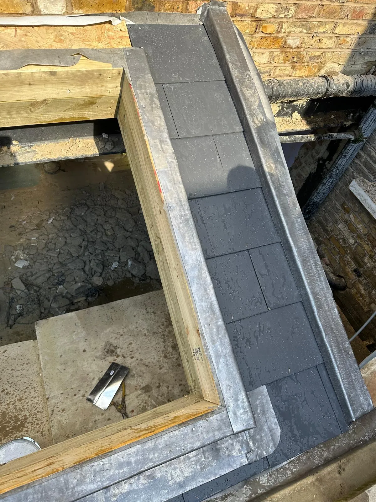 Rear Extension Roof Light Frame in Arsenal N5 — photo 8
