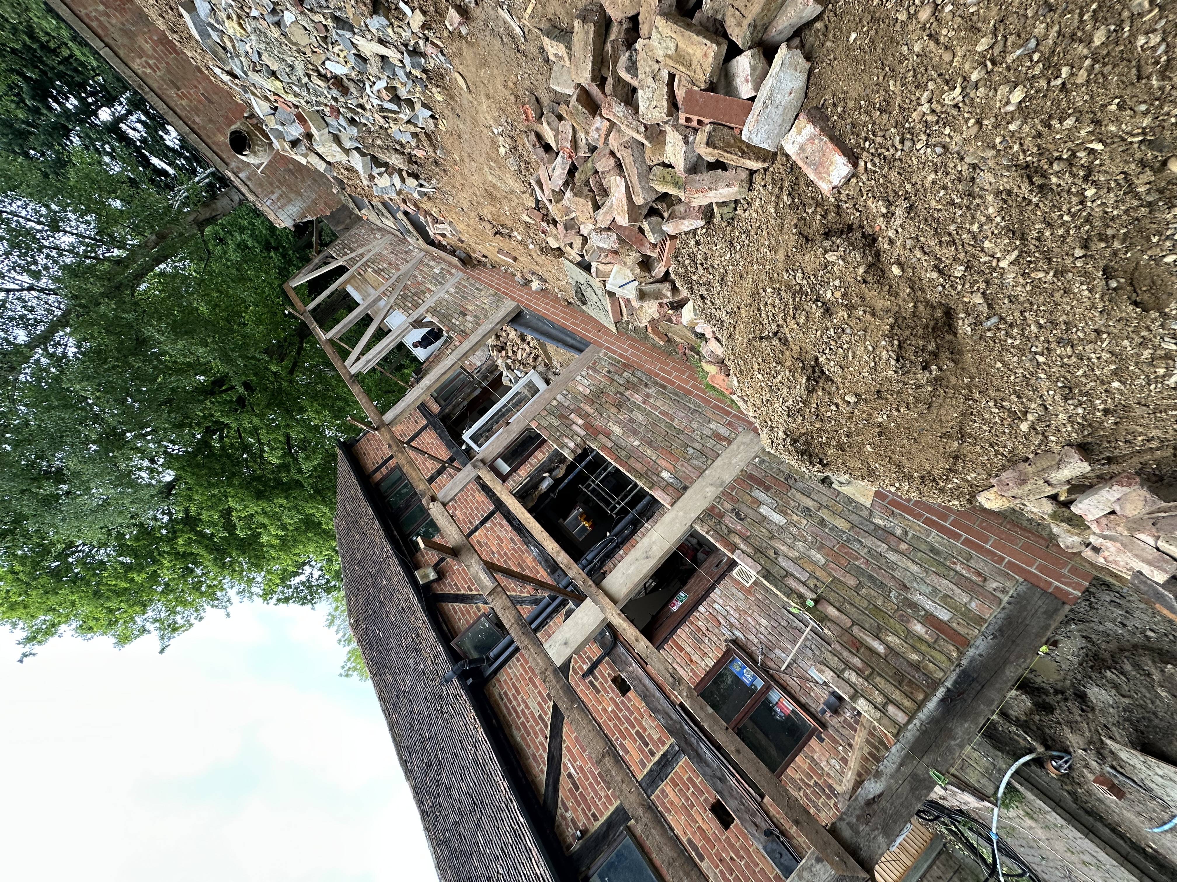 Traditional Timber Frame Extension – Matching Original Style in Elstree WD6 — photo 6